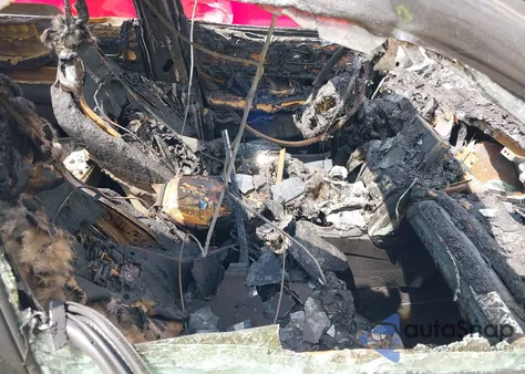 2017 Ford Explorer Platinum z USA, uszkodzony, nr VIN 1FM5K8HT7HGA09466